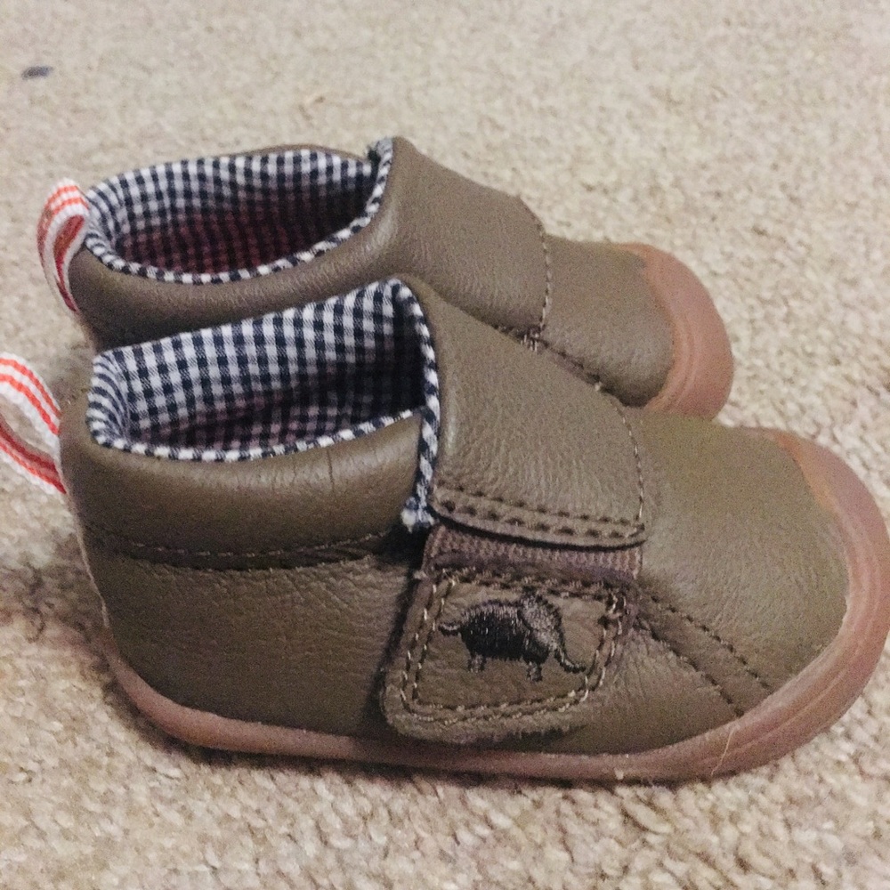 Boys Carter’s Dress Shoes